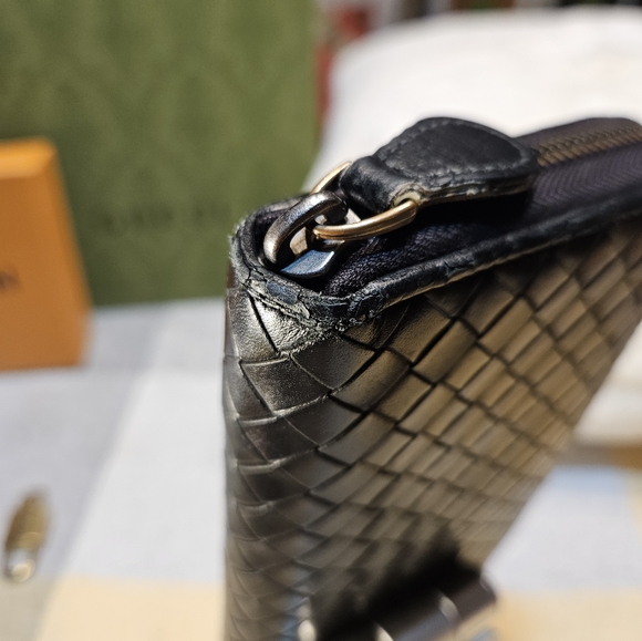 ￼￼Bottega Veneta Intrecciato Zip-Around Wallet (Vintage quality) - Picture 5 of 15